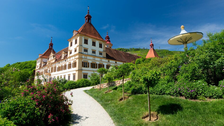 Grazer Schloss Eggenberg bei schönem Wetter